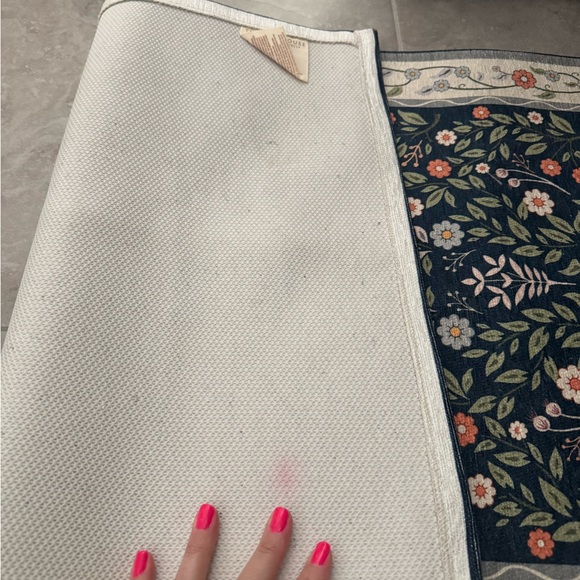 Floral Patterned Area Rug - Picture 3 of 4